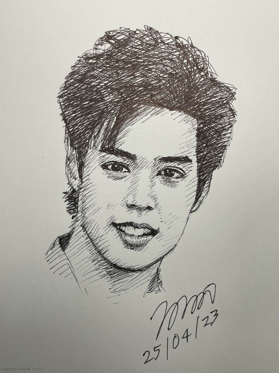 จ๊อบ ธัชพล กู้วงศ์บัณฑิต